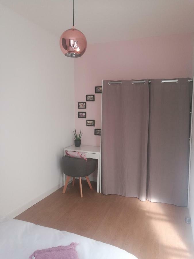 The Clock House, 3 Etoiles Apartment ลาโรแชล ภายนอก รูปภาพ